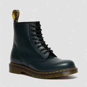 DR. MARTENS 1460 NAVY SMOOTH LEATHER LACE UP BOOTS WOMENS US SIZE 9